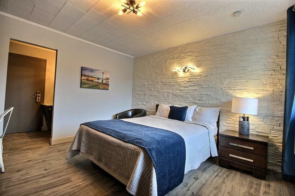 Hotel Motel Le Quiet Lac-Mégantic Exteriér fotografie